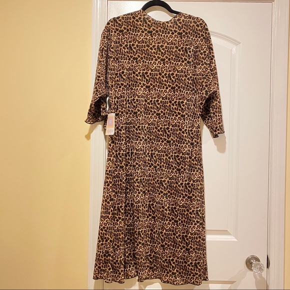 NWT Lularoe Shirley Kimono - Rare - Leopard - M - Picture 4 of 5
